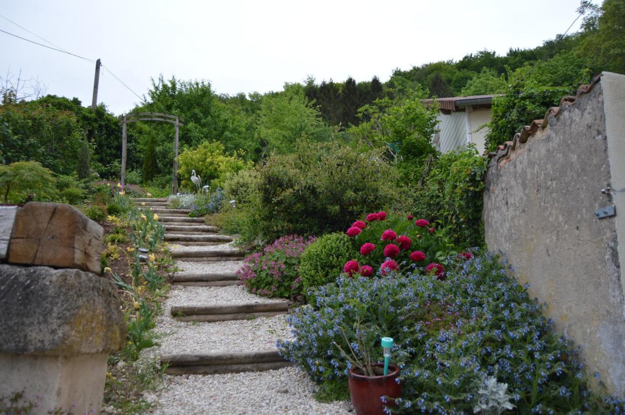 Vila Dans Un Jardin Apremont-la-Foret Exteriér fotografie